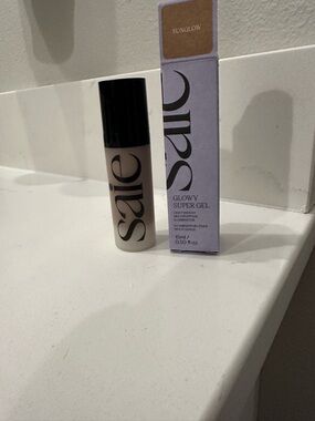 MINI SIZE Saie Glowy Super Gel Illuminator - Sunglow NIB